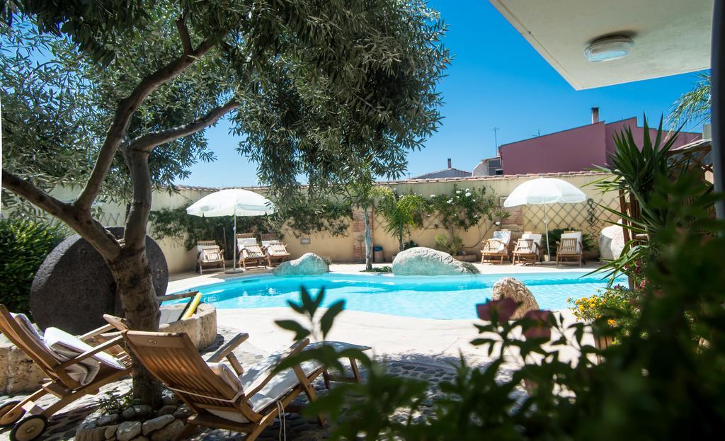 Hotel Villa Canu Càbras Екстериор снимка