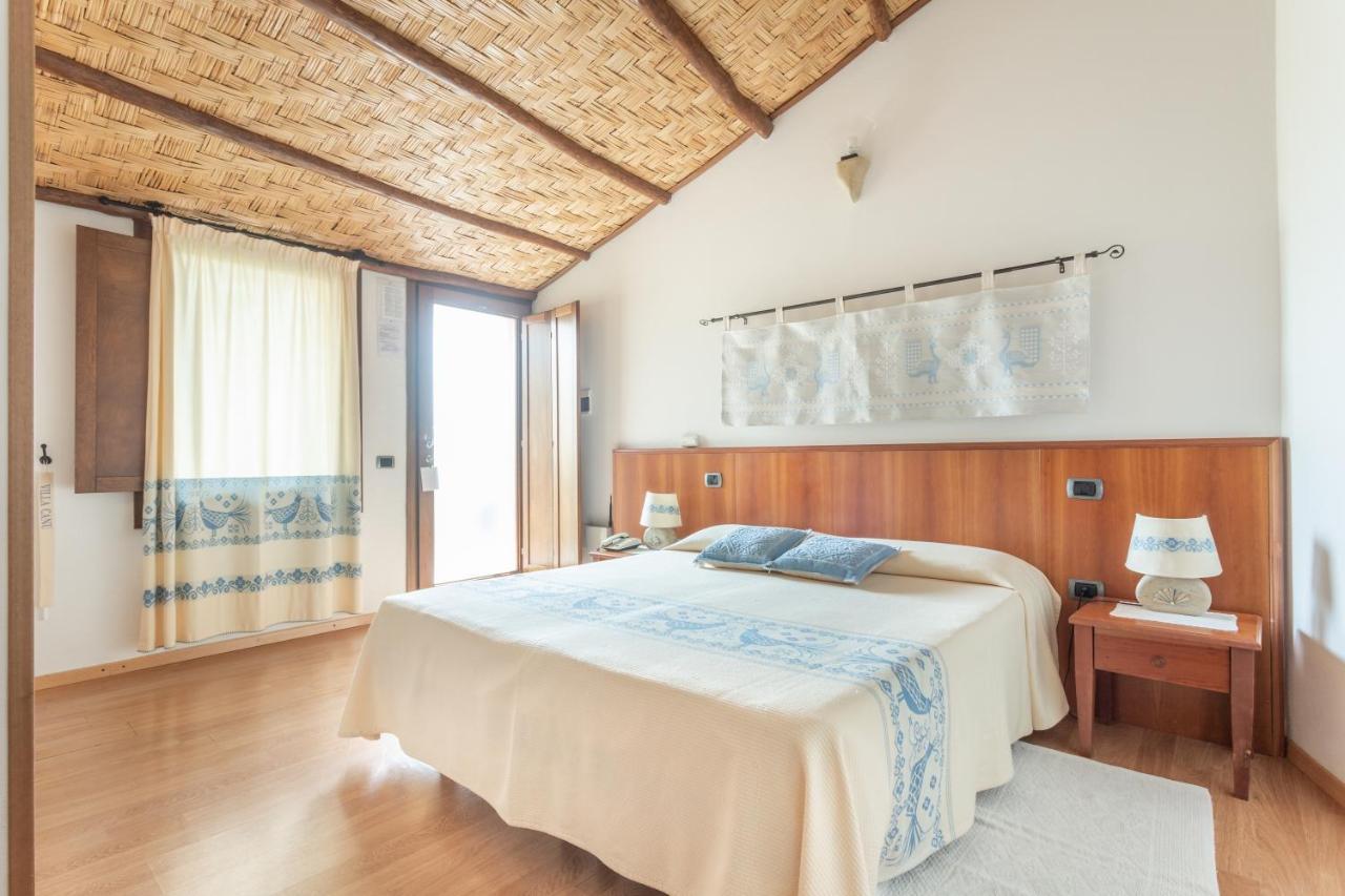 Hotel Villa Canu Càbras Екстериор снимка