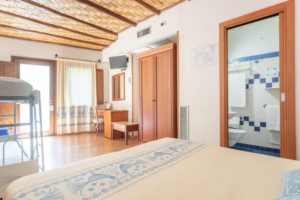 Hotel Villa Canu Càbras Екстериор снимка